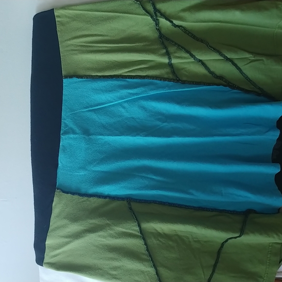 Skirt - Picture 3 of 3